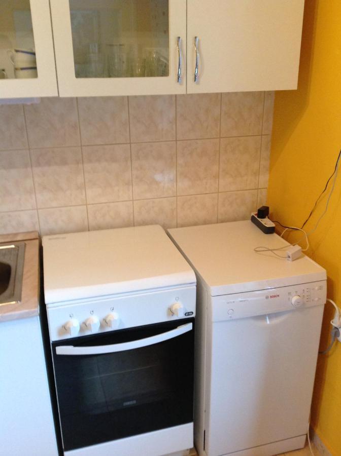 King Apartman Sarvar Exterior photo